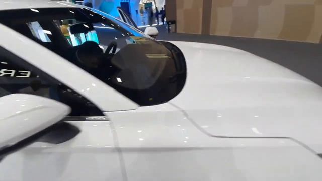 Презентация LADA X-CROSS 5. смотреть онлайн