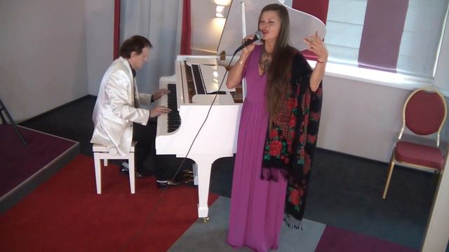 "Дорогой длинною" Mila Bugrova- vocal,Alexander Liakh-piano смотреть онлайн