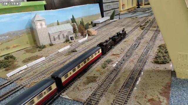 Sam'sTrains Live Is Back! | Premium Layout Lighting | Live Trains смотреть онлайн