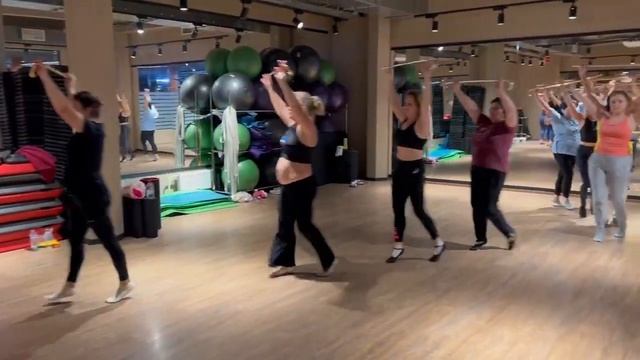 Lipnik Fitness. Танец живота. Вип тренер, инструктор Оксана Бабаева смотреть онлайн