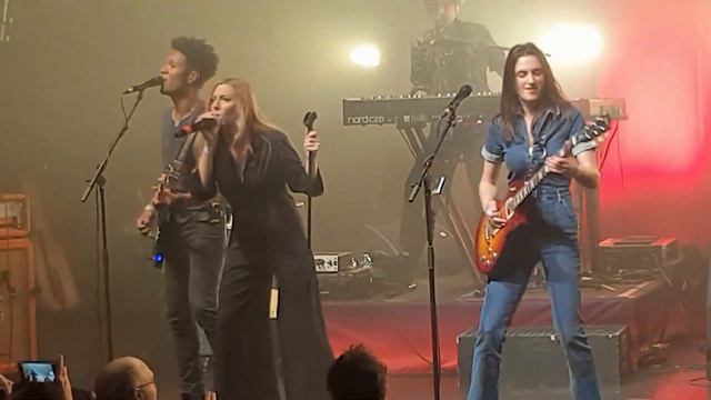 Laura Cox ft. Elin Larsson (Blues Pills), 'So long', Paris, 'La Cigale' - Releaseparty, 18.03.2023 смотреть онлайн