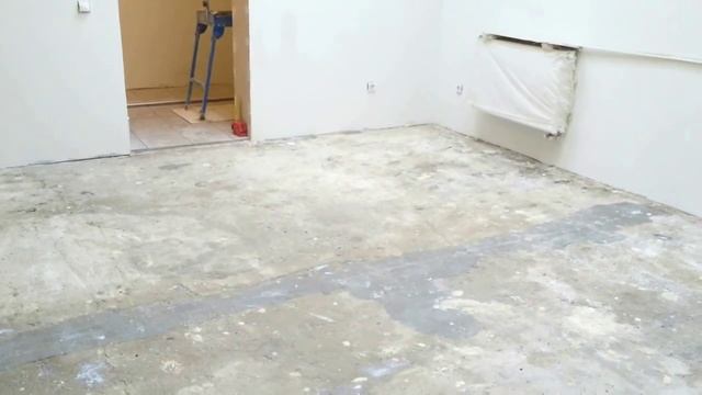 Грунтовка и выравнивание стяжки по маячным меткам "ITools" смотреть онлайн