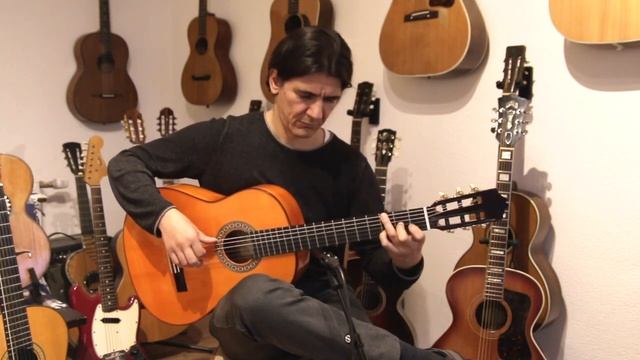 Valeriano Bernal 2021 "Prodigio" - bold sounding flamenco guitar - good value for money смотреть онлайн