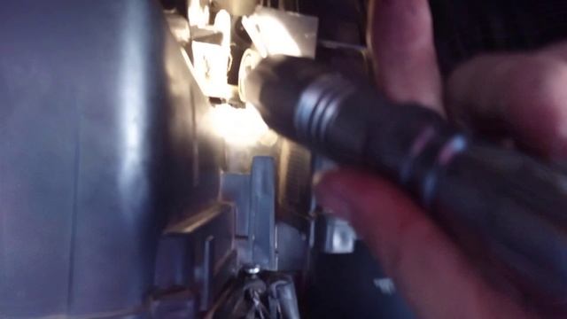 Ремонт заслонки салона "Ховер Н5" БЕЗ РАЗБОРКИ.mp4 смотреть онлайн