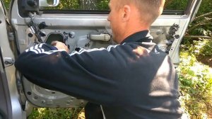 Замена штатной акустики на УРАЛ АК в автомобиле Nissan march AK12