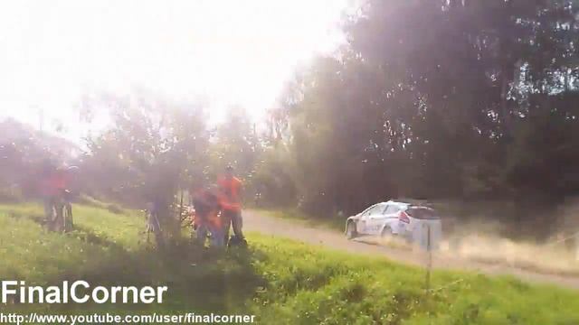 Ford Fiesta S2000 exhaust sound - acceleration flyby смотреть онлайн