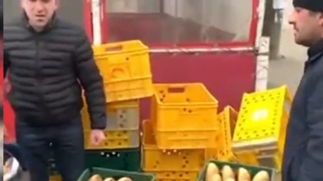 Куда вывозят азербайджанцев с Украины? ГЕРОИЗМ простых людей смотреть онлайн