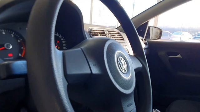 VOLKSWAGEN POLO, 2012 смотреть онлайн