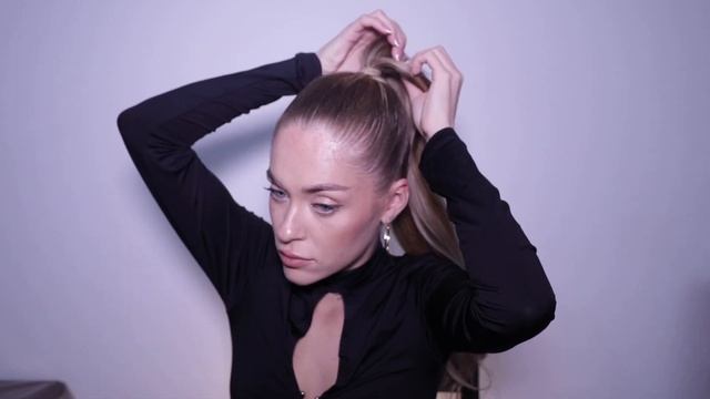 LIFE CHANGING HIGH VOLUME PONYTAIL TUTORIAL + SCOTCH TAPE HACK смотреть онлайн