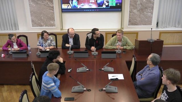 Два декана из IT против чата GPT смотреть онлайн