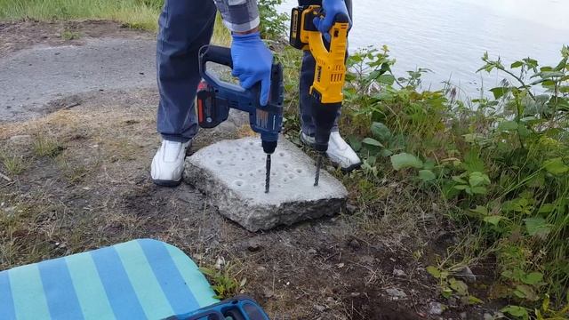 Makita Vs Bosch Vs DeWalt. Part 2. Cordless Rotary Hammer Drills RHH181 Bulldog, DCH133,  BHR241Z