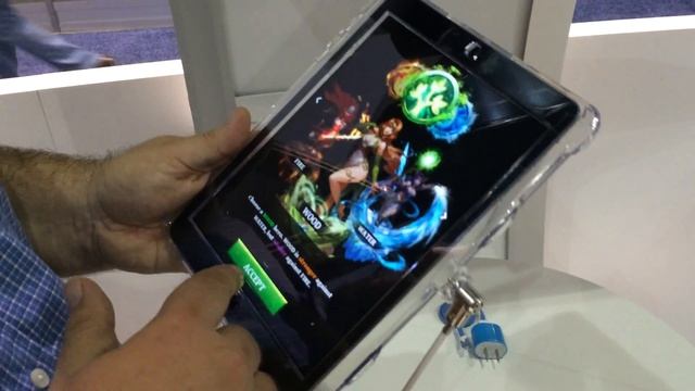 E3 2014: Hands on with Gameloft's Dungeon Gems смотреть онлайн