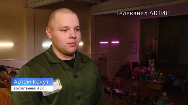 Отличники за колючей проволокой смотреть онлайн