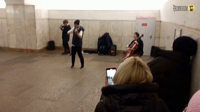 «Друзья хотят покушать, пойдём, приятель, в лес!» (почти симфоническая версия «Лесника») смотреть онлайн