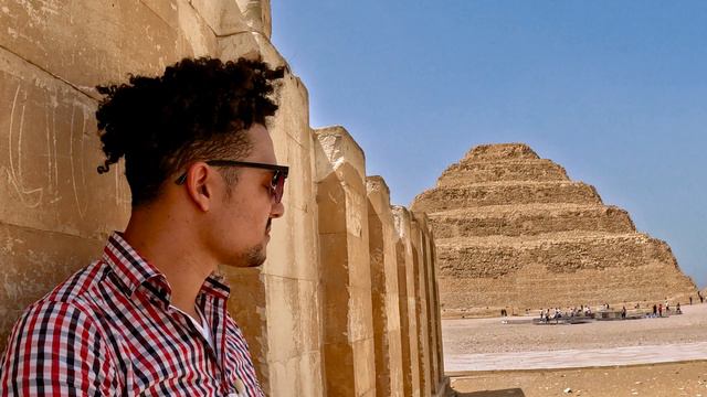 EPISÓDIO 2 EGITO: COMO é SAQQARA? Saiba por que eles construiram PIRÂMIDES! | VIAGEM & HISTÓRIA смотреть онлайн