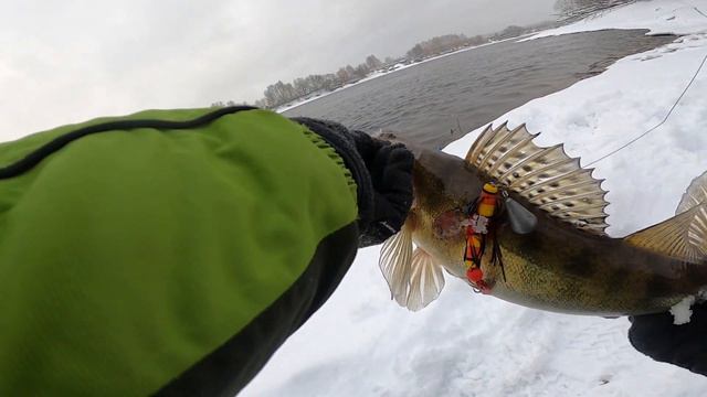 Нижняя Москва река. Открытие. Погода "Армагеддон" смотреть онлайн