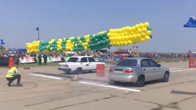 ВАЗ 2107 vs Ланос всох.3gp смотреть онлайн