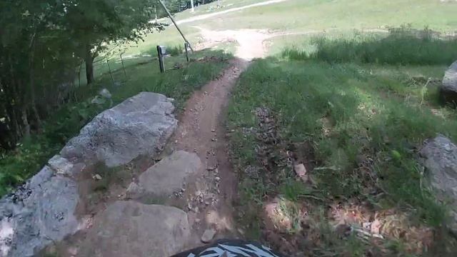 RIPPING down Lower Burmese Python (Beech Mountain 2023 Season) смотреть онлайн