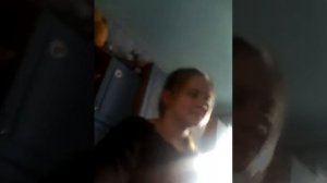 Пришла со школы