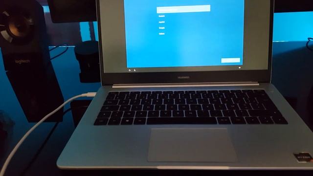 Huawei MateBook D R5 | LE MACBOOK CHINOIS ?! | Unboxing смотреть онлайн