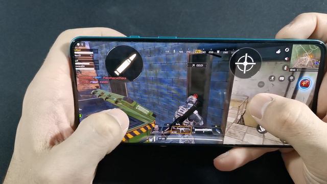 OnePlus 8T 12/256 Snapdragon 865 Call of Duty Mobile 60fps Test смотреть онлайн