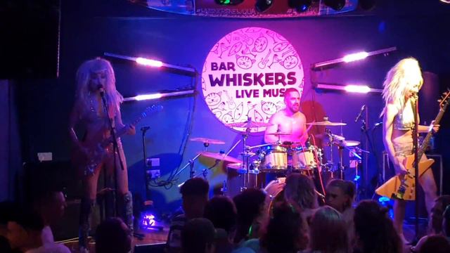 The SoapGirls – Broken Melody, Whiskers Newquay, 2023-05-05 #LovePotionTour2023