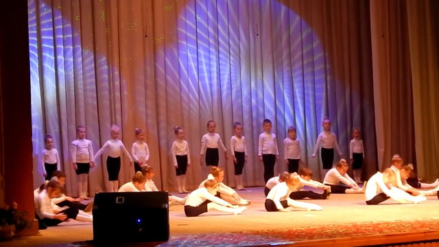 Разминка хореограф.студия "Кропелькi" смотреть онлайн