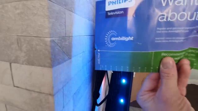 Philips OLED 800 (807) Series with Ambilight. unboxing, setup & demo! смотреть онлайн
