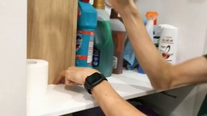 шкаф для стиральной машины в маленькой ванной комнате