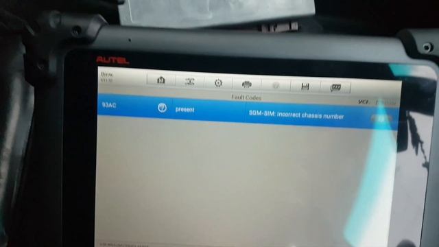 BMW E65 7 Series Airbag light on. Error 93F9 . Module replacement and programming. смотреть онлайн