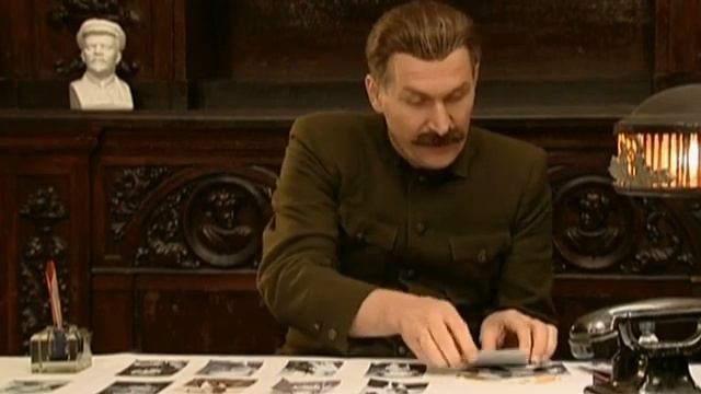 Сталин и фотографии | 6 кадров смотреть онлайн