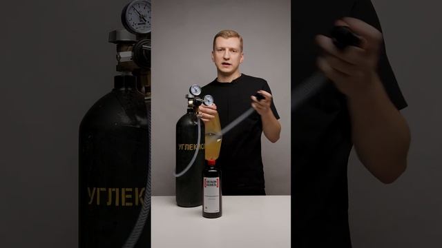 ВТОРОЙ СПОСОБ ГАЗАЦИИ #cocktail #drink #water смотреть онлайн