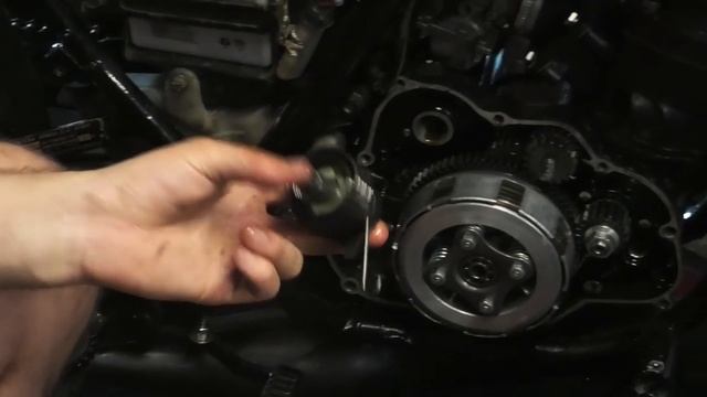MALOSSI HONDA NSR RC REPLICA BUILD | #14 HOE WERKT EEN KICKSTART + VERVANGEN смотреть онлайн