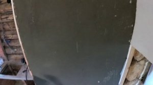 Укладка большой плитки на стену