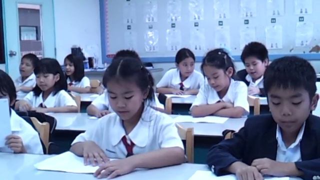 Present Simple Tense Song G.2/2 EBS смотреть онлайн