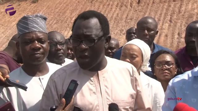 Lawmakers commend Amaechi over Lagos-Ibadan Rail Project смотреть онлайн