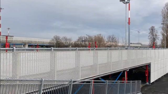 AMES PARK - Parcheggio Modulare Monopiano - Aeroporto di Bologna (BO) смотреть онлайн