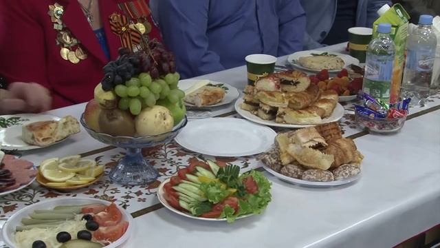 Праздничный обед для ветеранов прошел в Татарском культурном центре Пушкино. смотреть онлайн