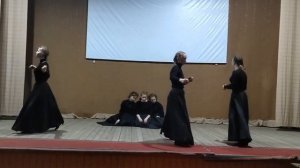 танец "Встанем"