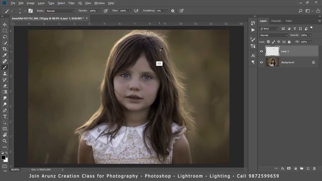 How to Correct Hairs Using Hair Brush in Photoshop CC 2019 смотреть онлайн