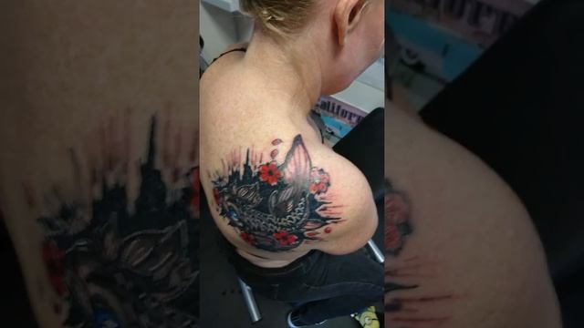 tattoo koi/trash polka style смотреть онлайн
