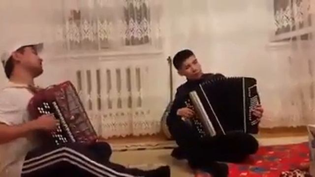 Дүние қарап тұрсам шолақ екен смотреть онлайн