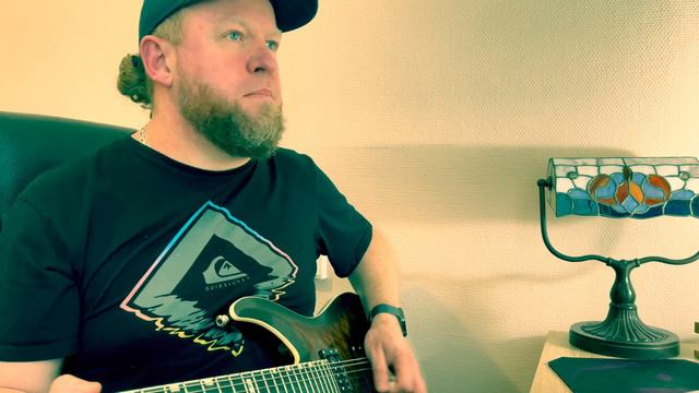 NIRVANA - Stay Away guitar cover смотреть онлайн
