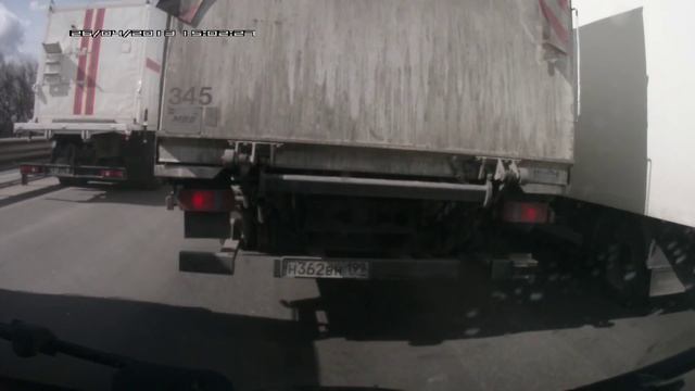 Колонна МЧС едет с пожара смотреть онлайн