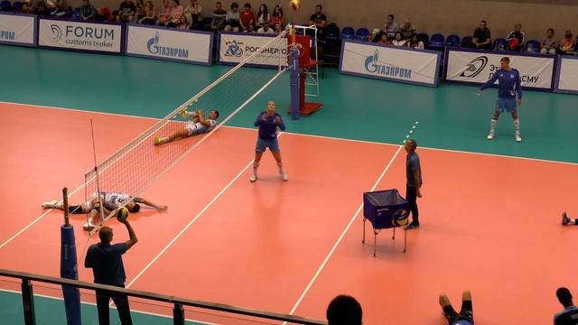 Волейбол. Связующий игрок. Советы от Лорана Алекно смотреть онлайн