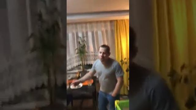 Сергей поет прятки весело смотреть онлайн