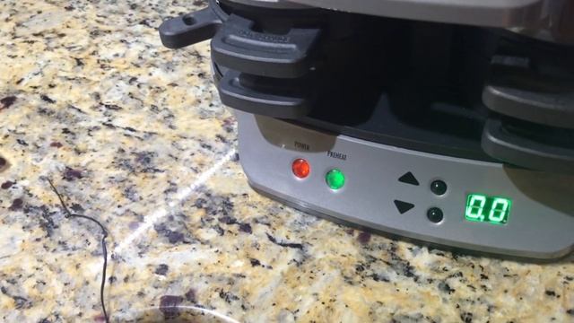 Hamilton Beach Dual Breakfast Sandwich Maker (25490) - REVIEW and UN-BOXING смотреть онлайн