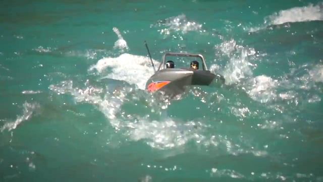 PRO BOAT RiverJet in troubled Water смотреть онлайн
