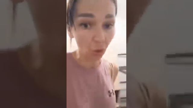 Украинские беженцы в Болгарии продолжают дальше жаловаться смотреть онлайн