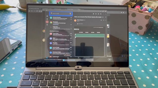The Phones Show 424 (Can a smartphone replace a laptop?) смотреть онлайн